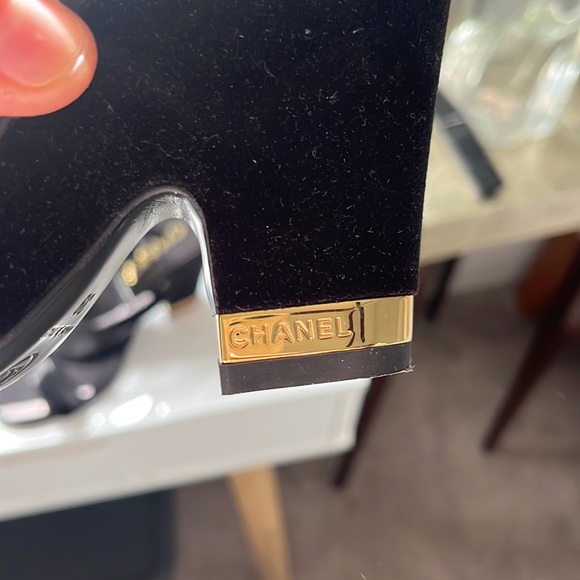 CHANEL 17A CC Logo Black Velvet Strappy Slingback Open-Toe Sandals - IT 39 - Picture 3 of 7